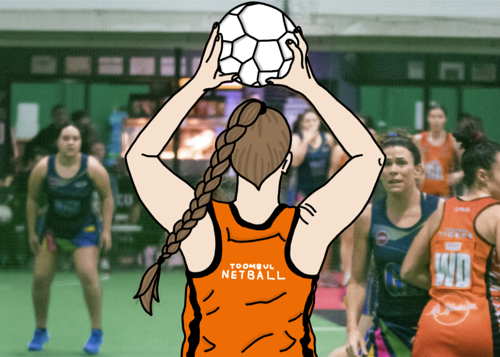 how to play netball, netball player deciding who to throw ball to